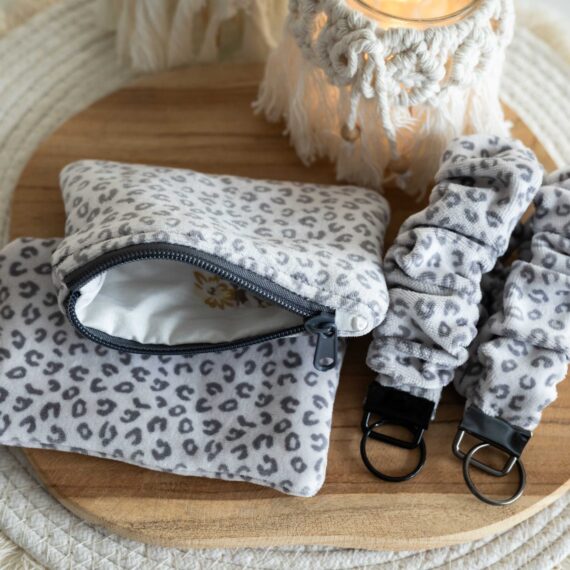 kleine Tasche aus Nickistoff - grau